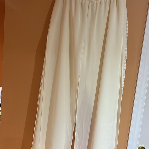 Ladies three-piece suit - Picture 4 of 13